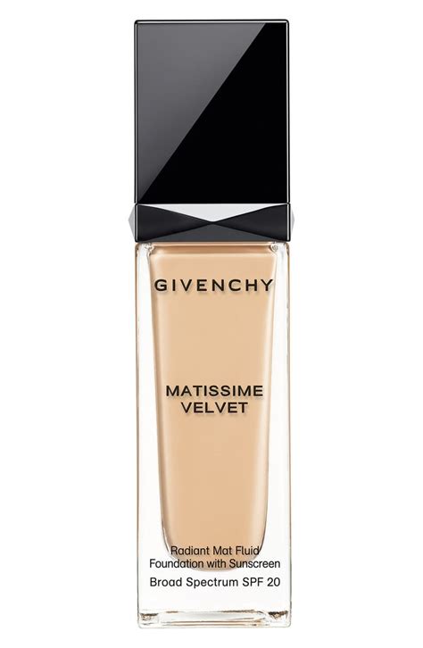 Givenchy Matissime Velvet Liquid Foundation SPF 20 